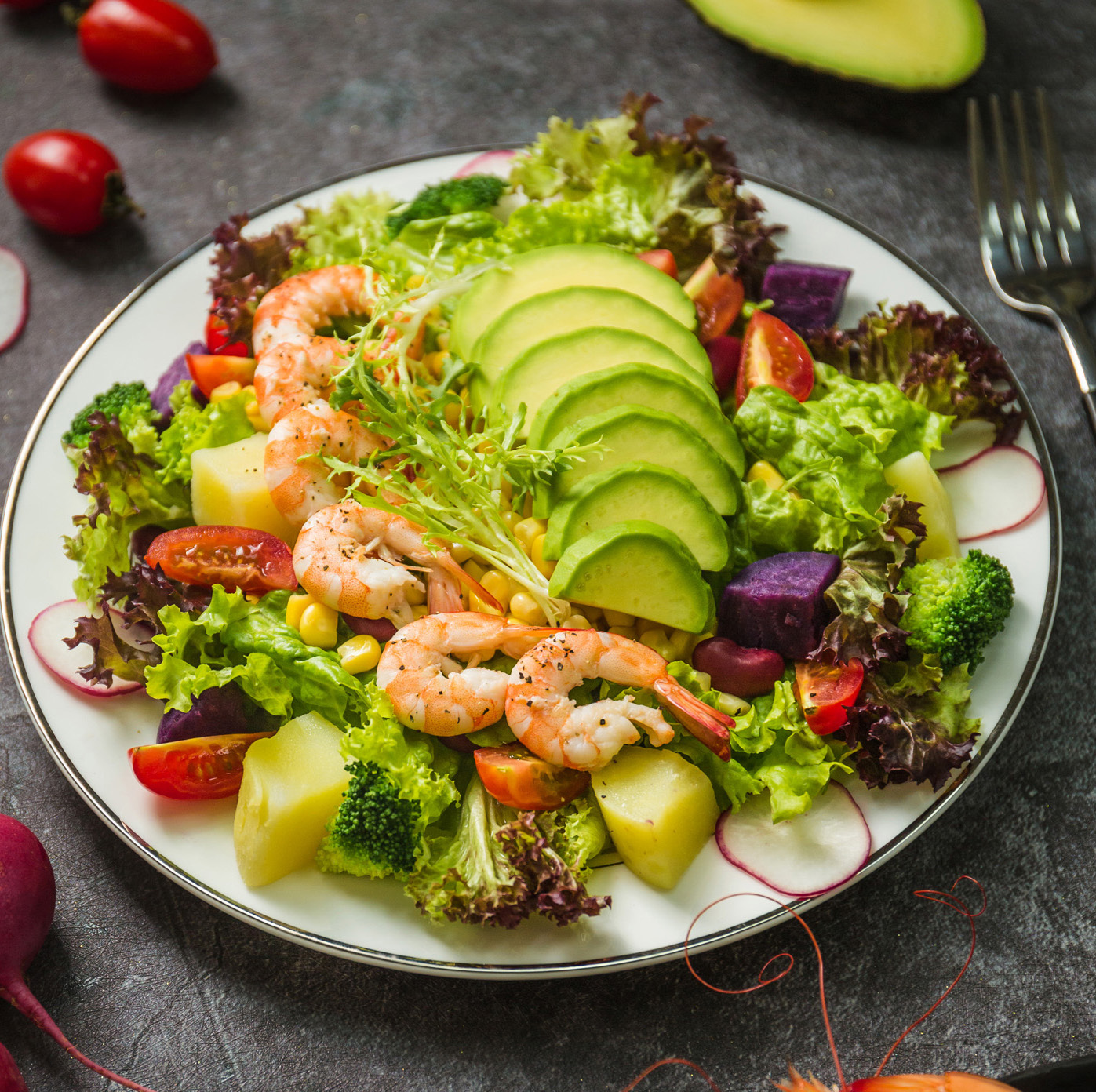 牛油果虾仁沙拉